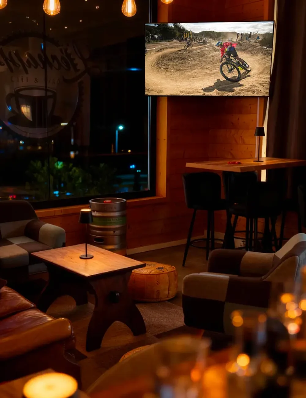 0d6b7d21-67df-47ea-bc5e-cff3f95f3a18